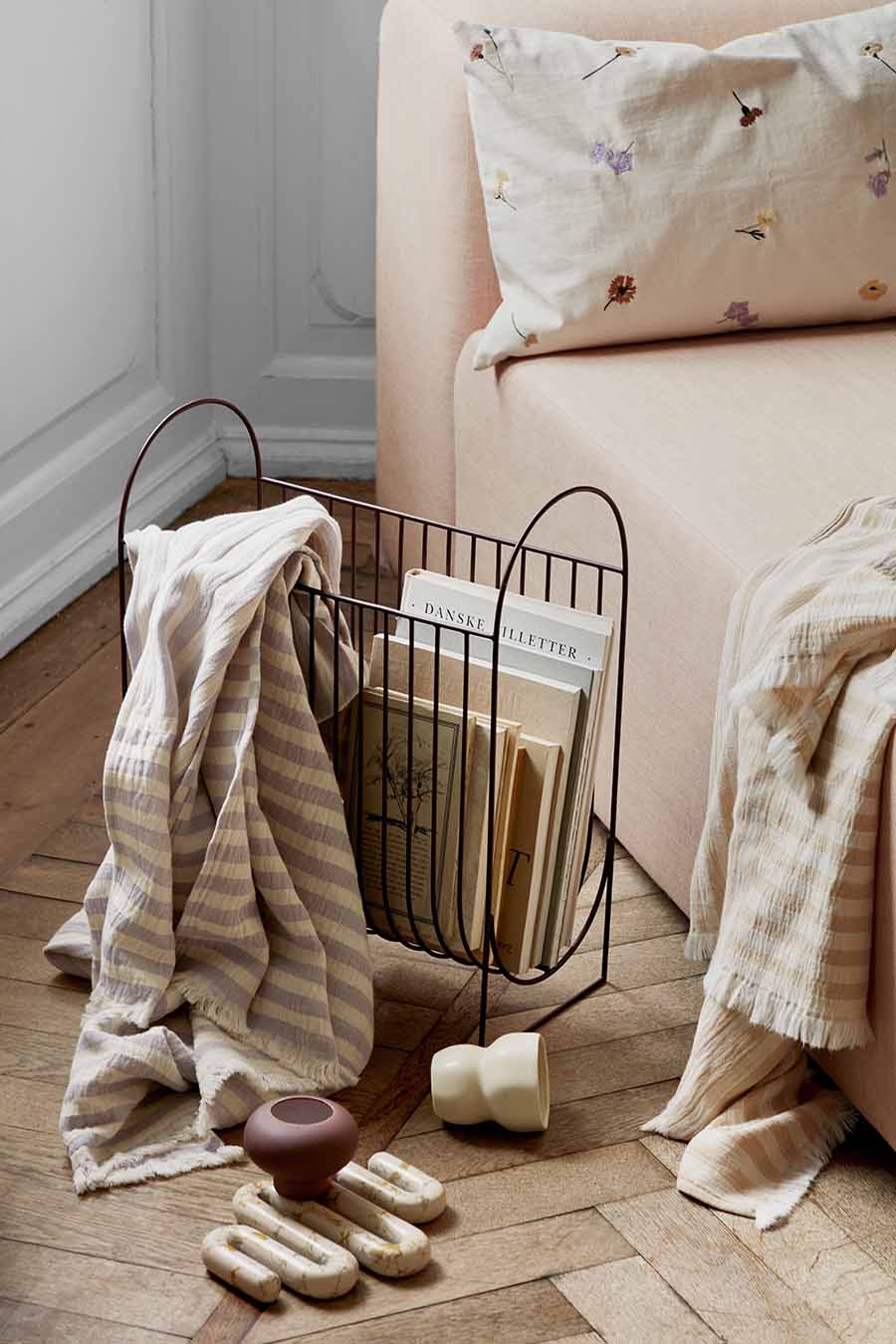 Maggie Zeitungsständer