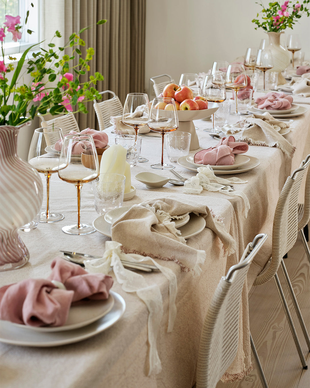 Et smukt bord til konfirmationen