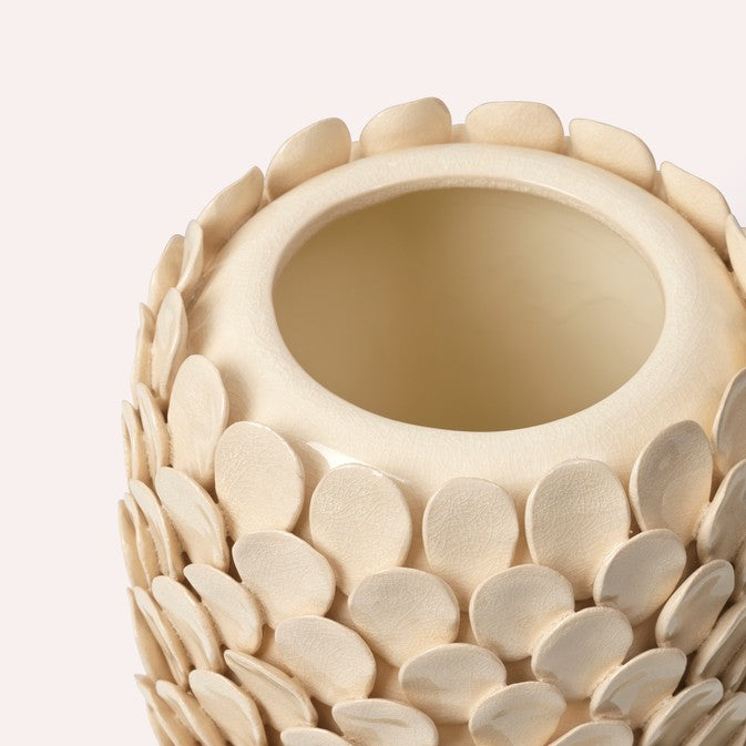 Dorthea Vase