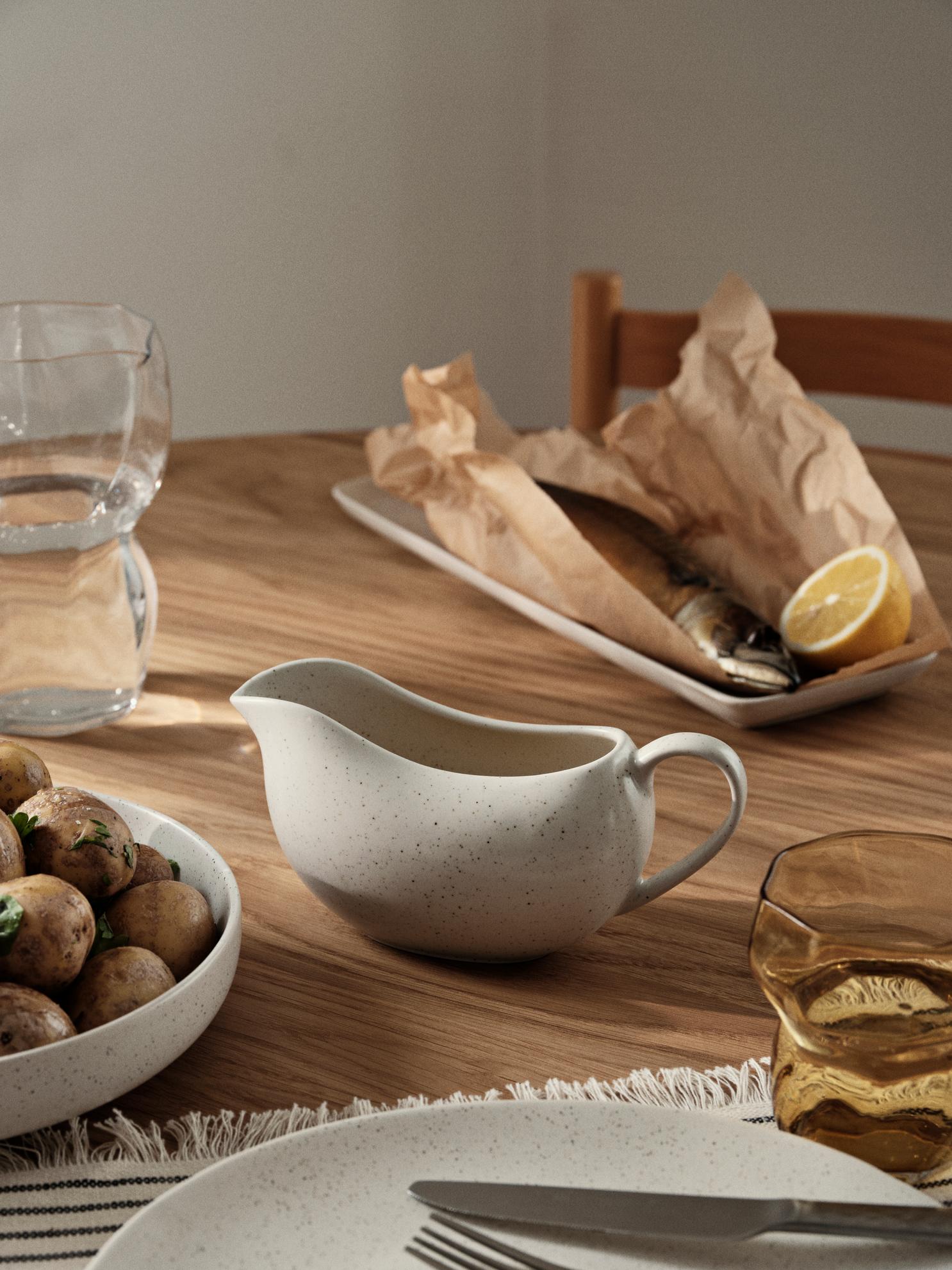 Nordic Sand Gravy Bowl