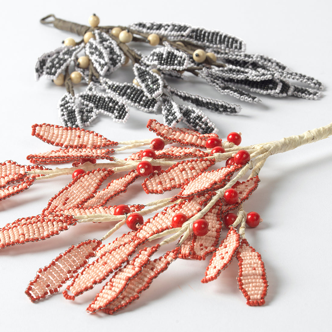 Mistletoe Pearl Ornament