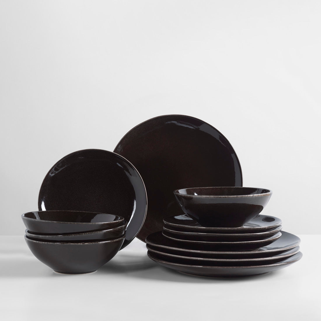 Nordic Coal Dinner Set for Four